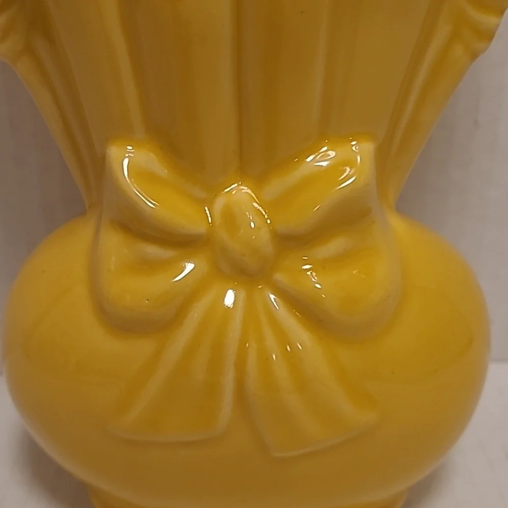 Beautiful Vintage USA Vase
